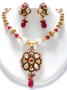 Polki Necklace Set